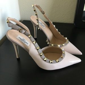 Valentino Rockstud Slingback Pump heel size 8